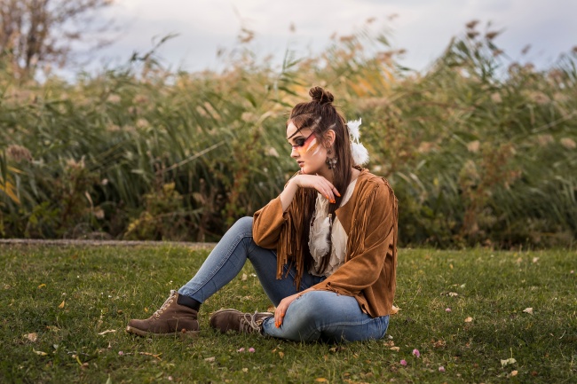 部落妆美女写真图片