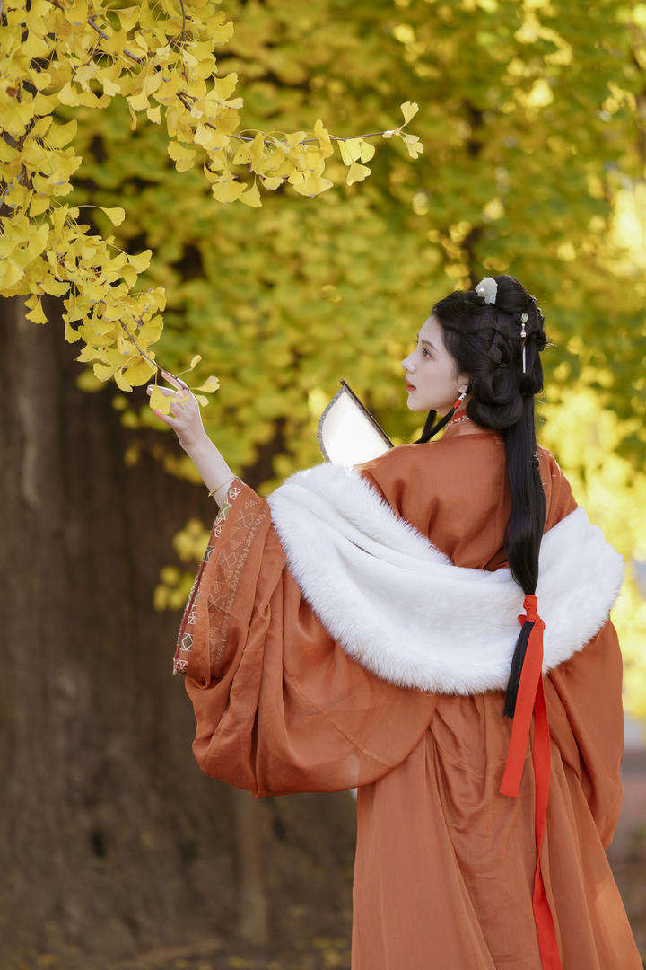 中国古装汉服美女高清手机壁纸图片