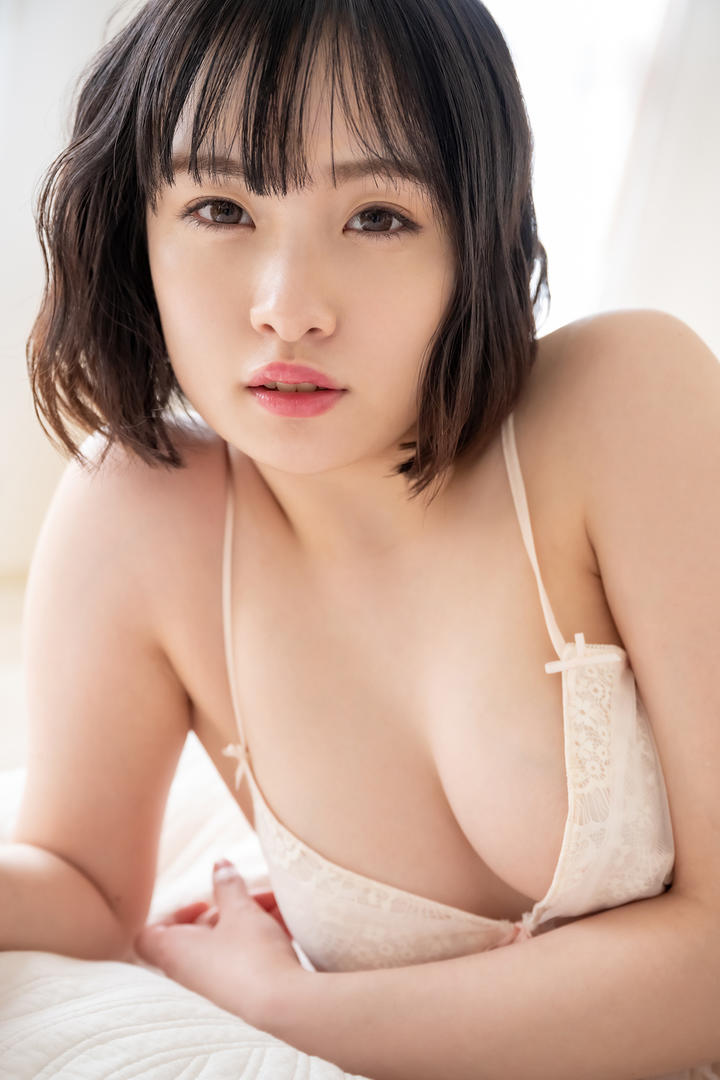 2048社区清纯日本女优美女大胸性感图片永久免费