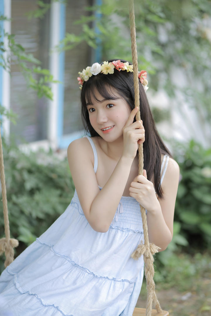 国内清纯少女荡秋千MM131美女图片