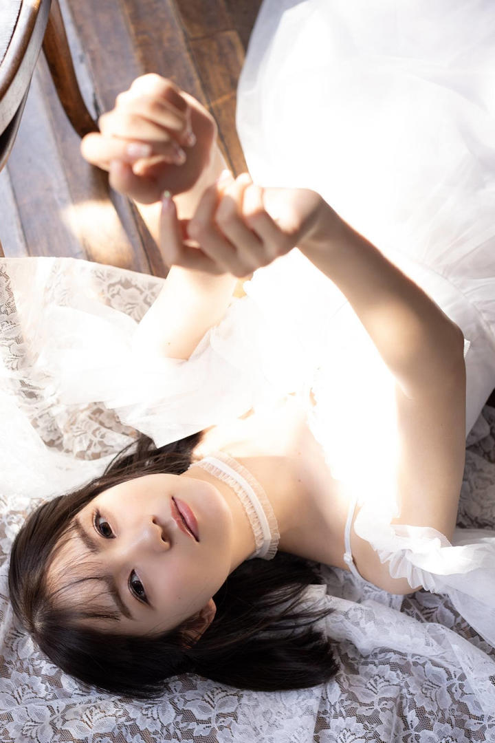 亚洲极品新娘mm131清纯美女艺术照片