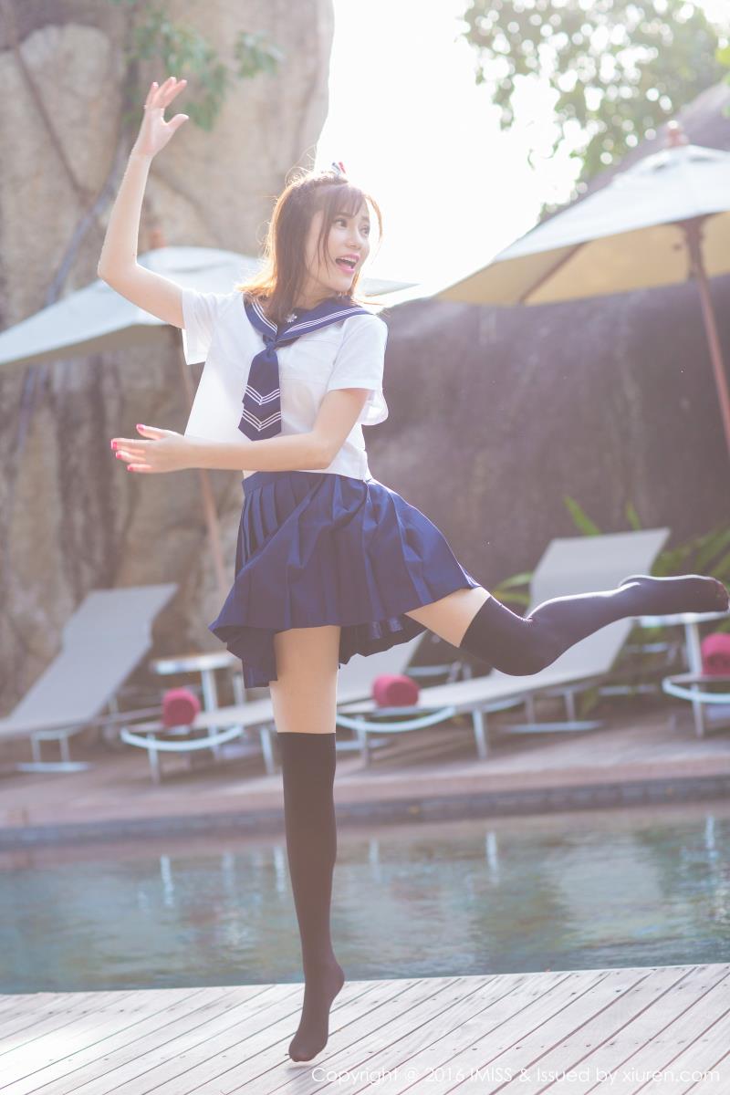 爱蜜社美女模特Sandy陈天扬校服制服诱惑比基尼旅拍
