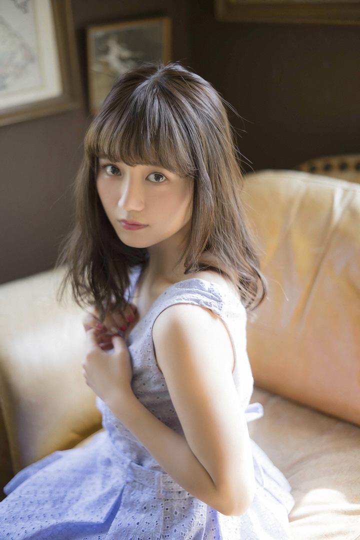 温柔善良的小姨子日本美女私房照图片