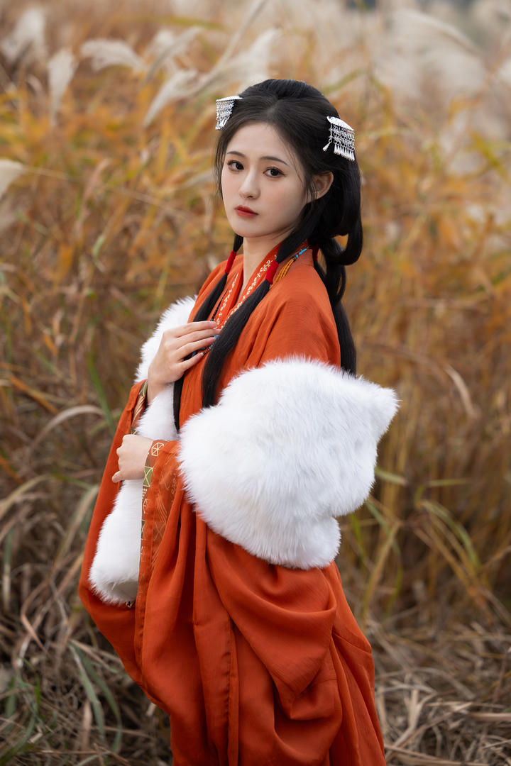 高清汉服美女唯美个人艺术照图片专区