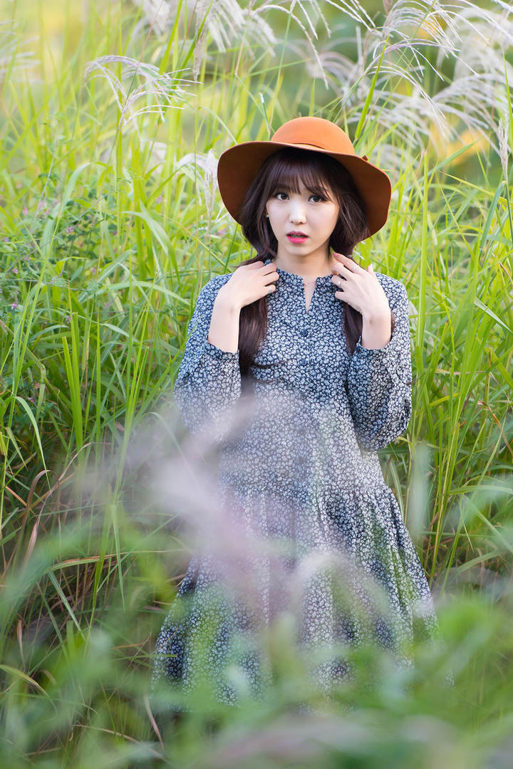 高清韩国清纯美女明星李恩慧户外写真