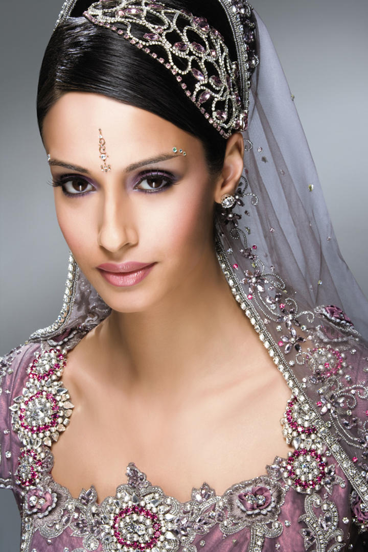 穿传统盛装华服的印度美女明星写真