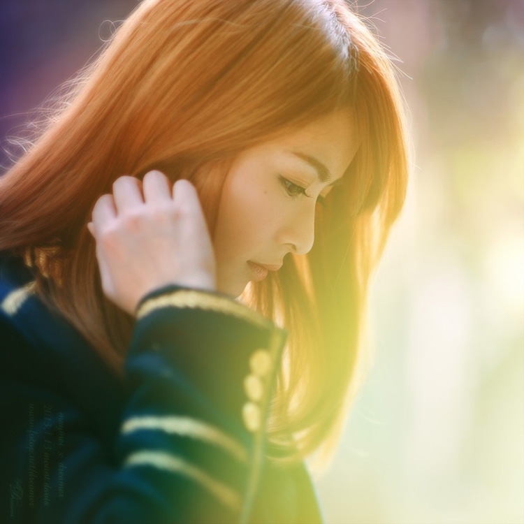 清纯美女林笑媚街拍写真