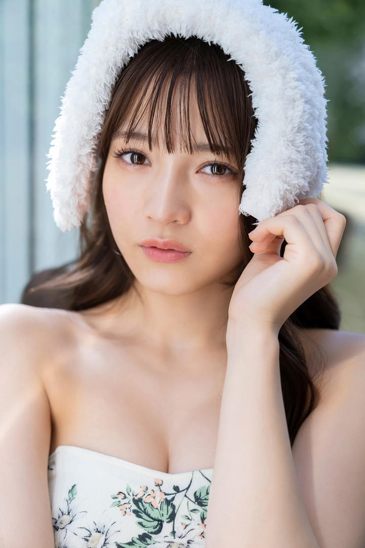 天然素人日韩性感空姐美女艺术照