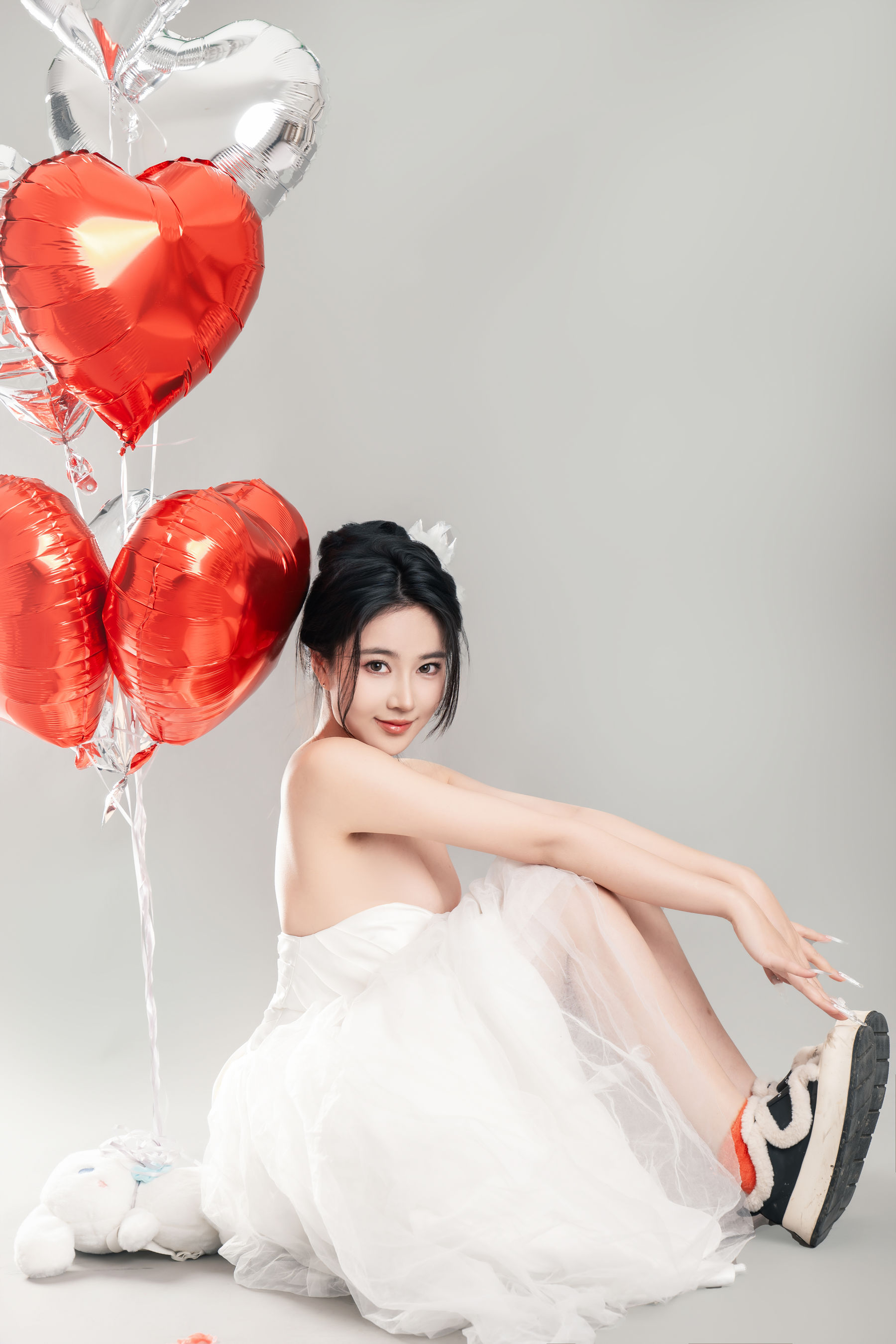 网络美女Nnian白色婚纱LOVE情人节特别篇摄影写真