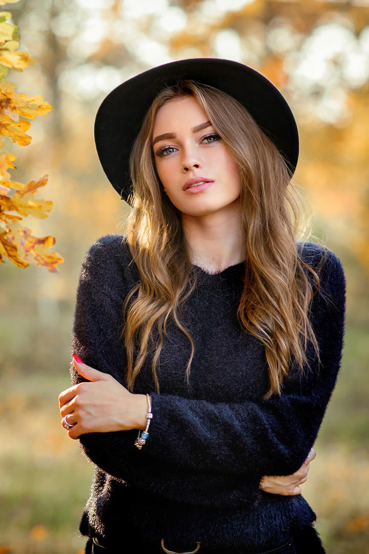 国外高清气质美女人像艺术摄影图片