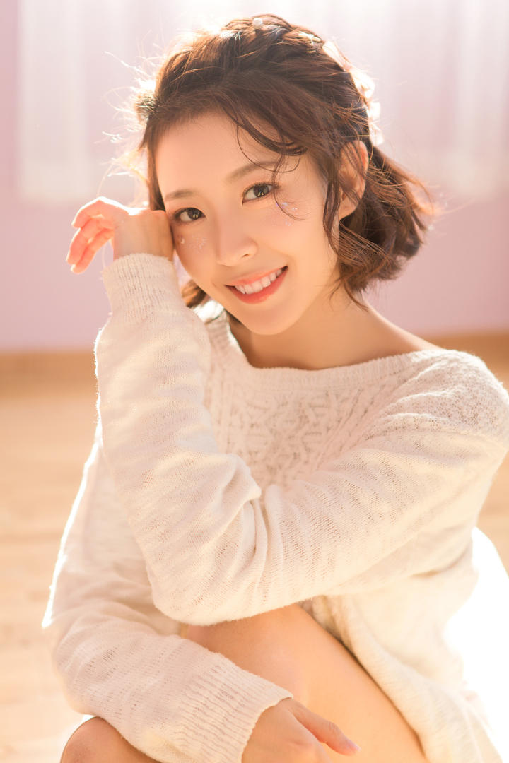 国内清纯气质养眼美女摄影图片大全