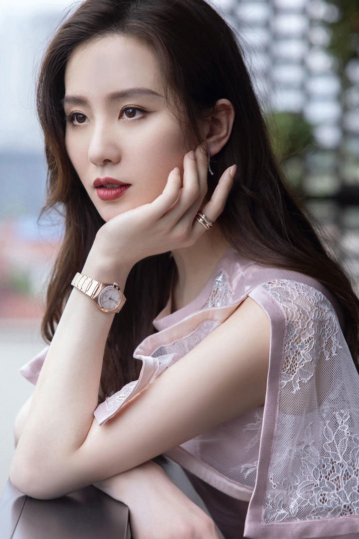 优雅高冷的气质女明星刘诗诗高清大图