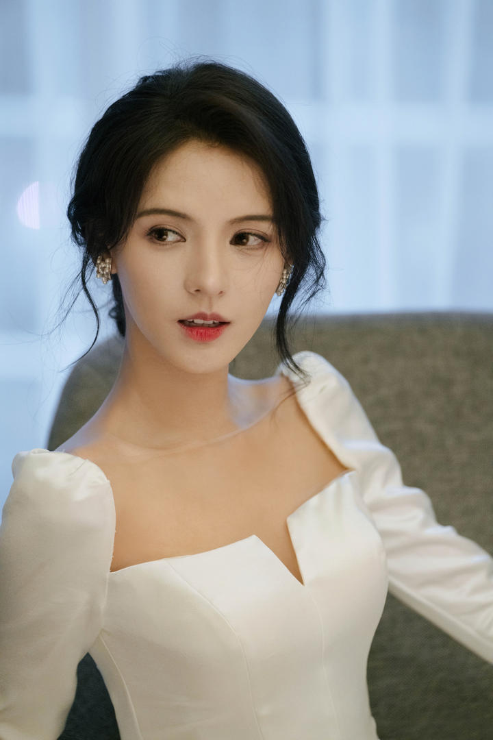 国内时尚气质美女模特人像摄影写真图片