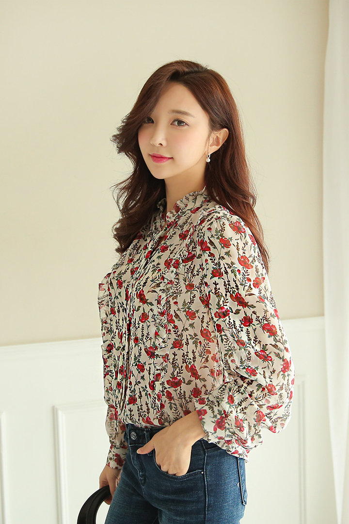 时尚的韩国美女朴秀妍写真