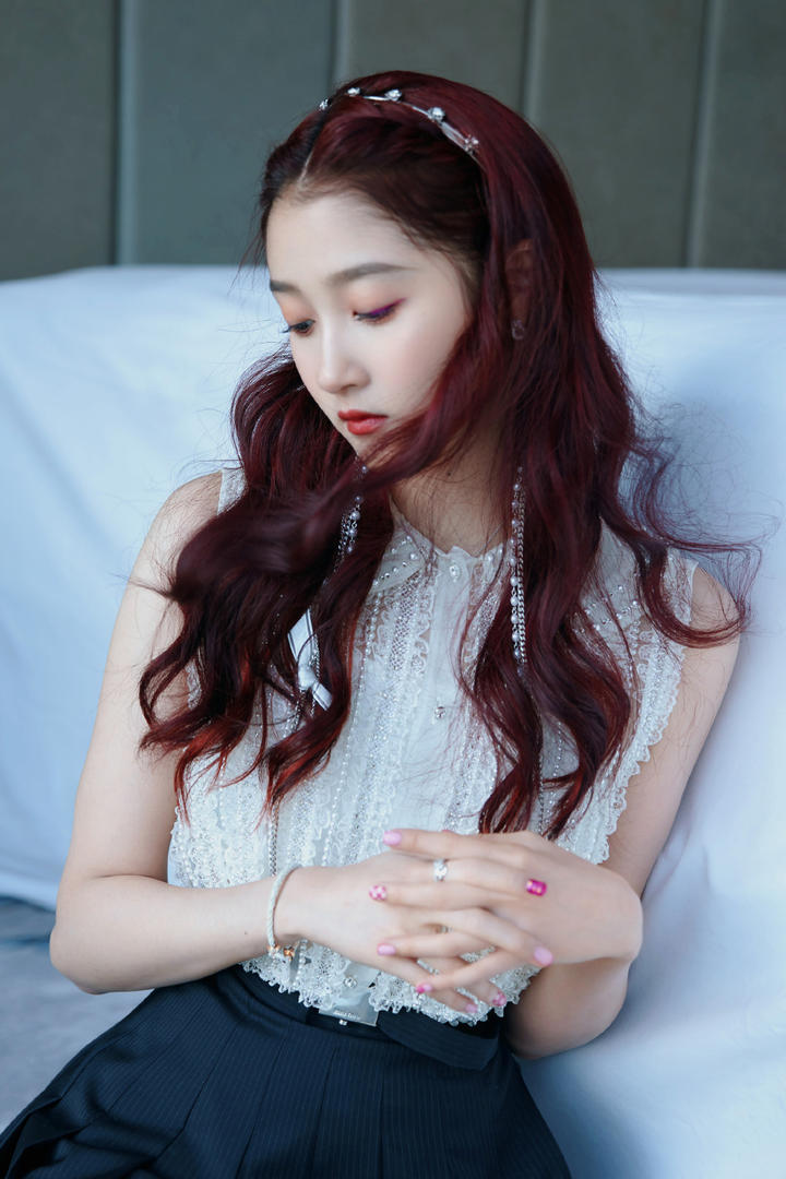 中国美女明星关晓彤图片