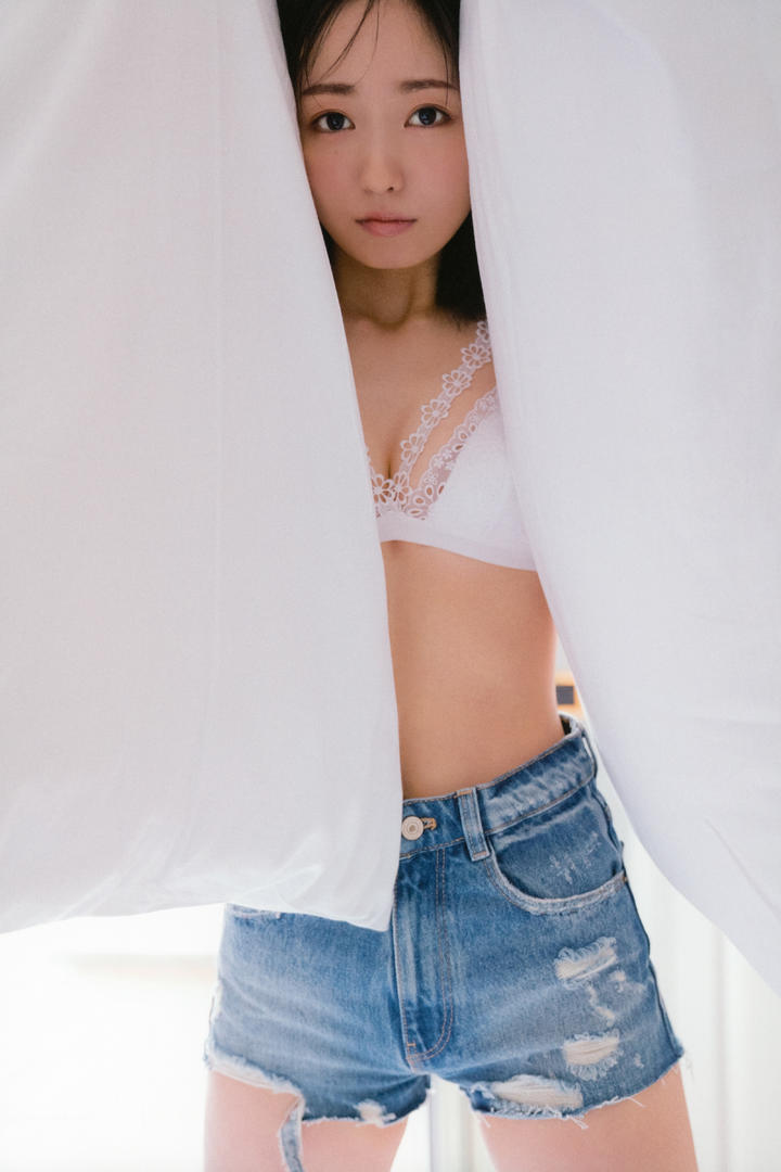 俏皮日本少女私拍图片