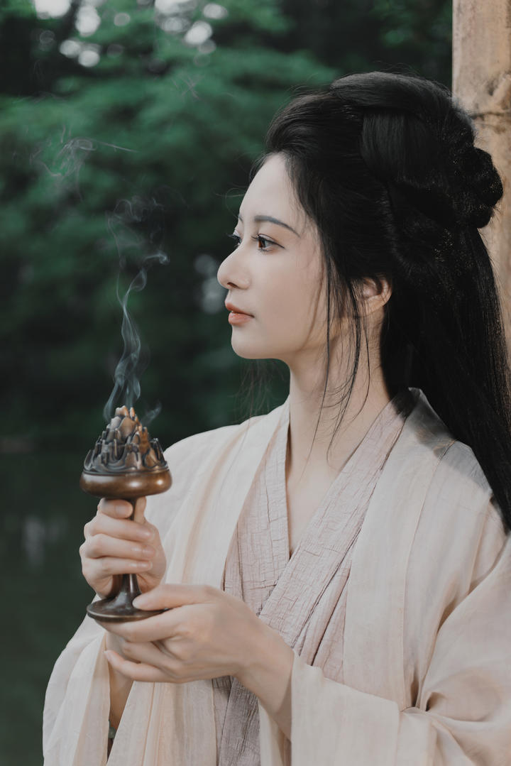 禅意素衣古典汉服美女个人艺术写真大全