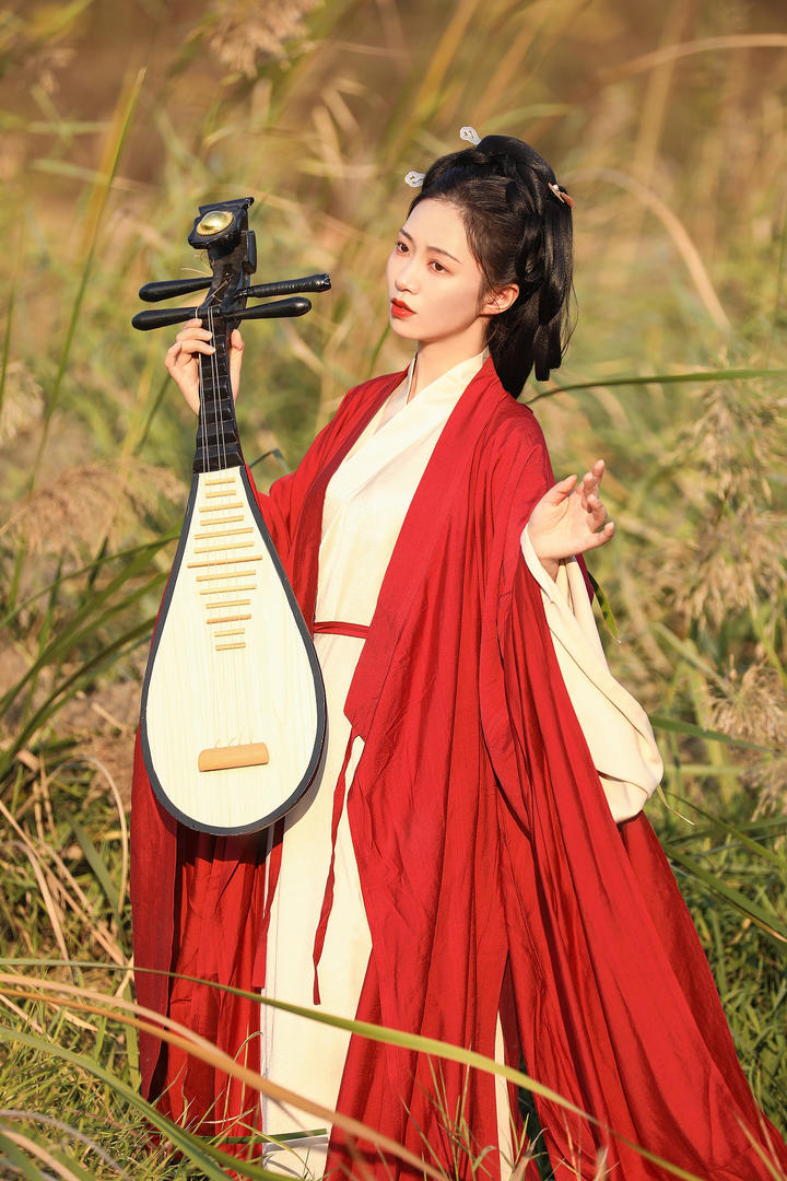 唯美古装美女主播高清手机壁纸图片