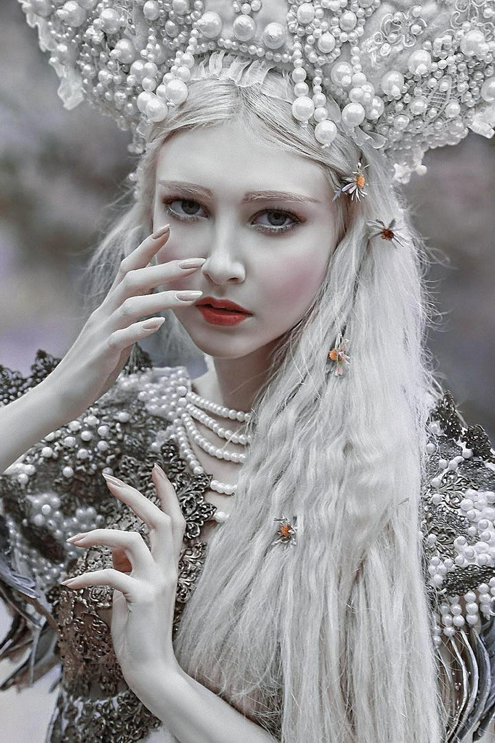 高清国外话剧美女艺术写真图片