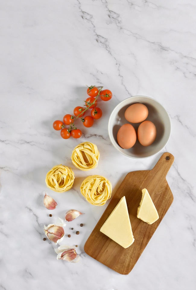 黄油鸡蛋意面图片