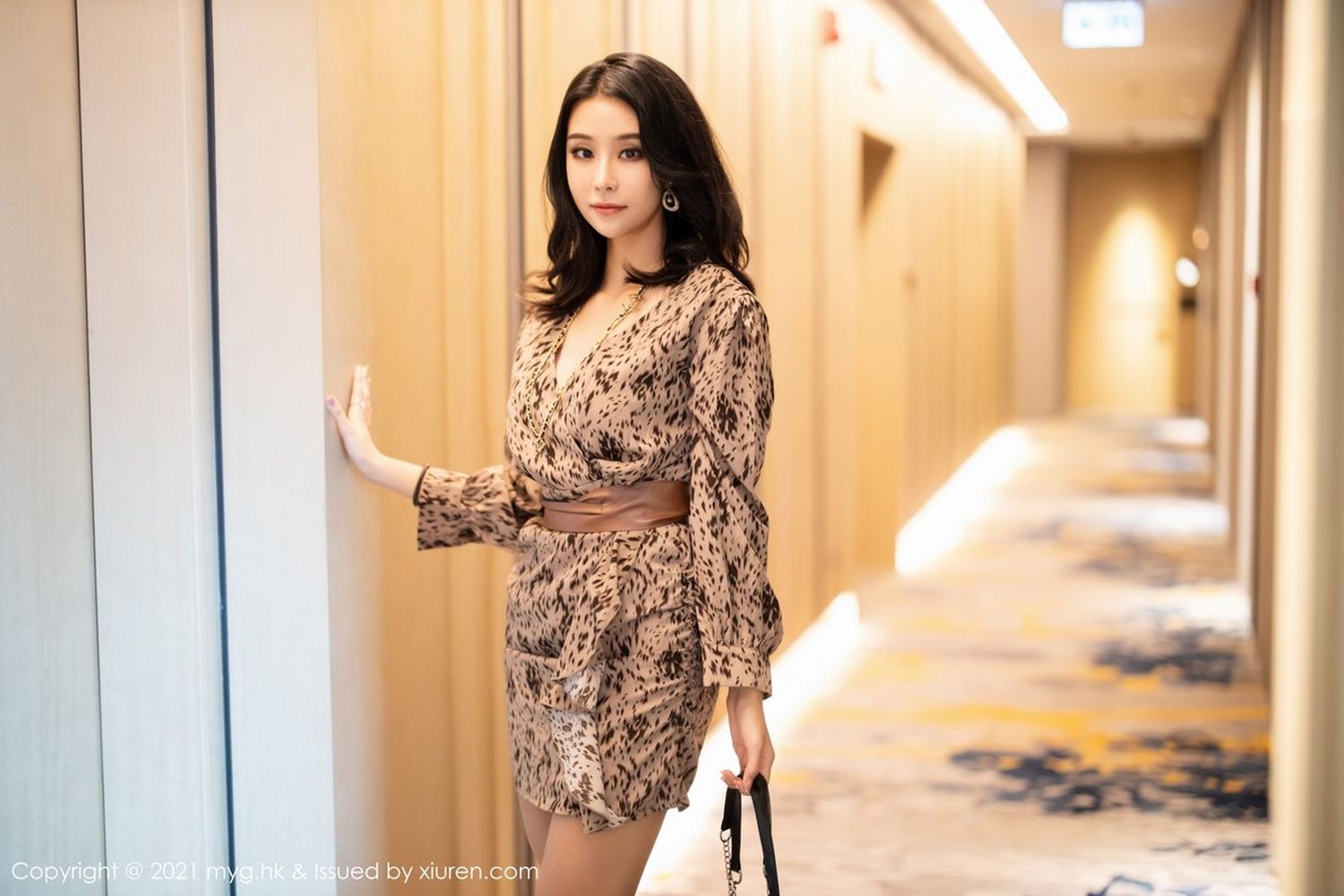 美媛馆美女模特蓝夏Akasha丝袜美腿居家内衣系列江浙沪旅拍