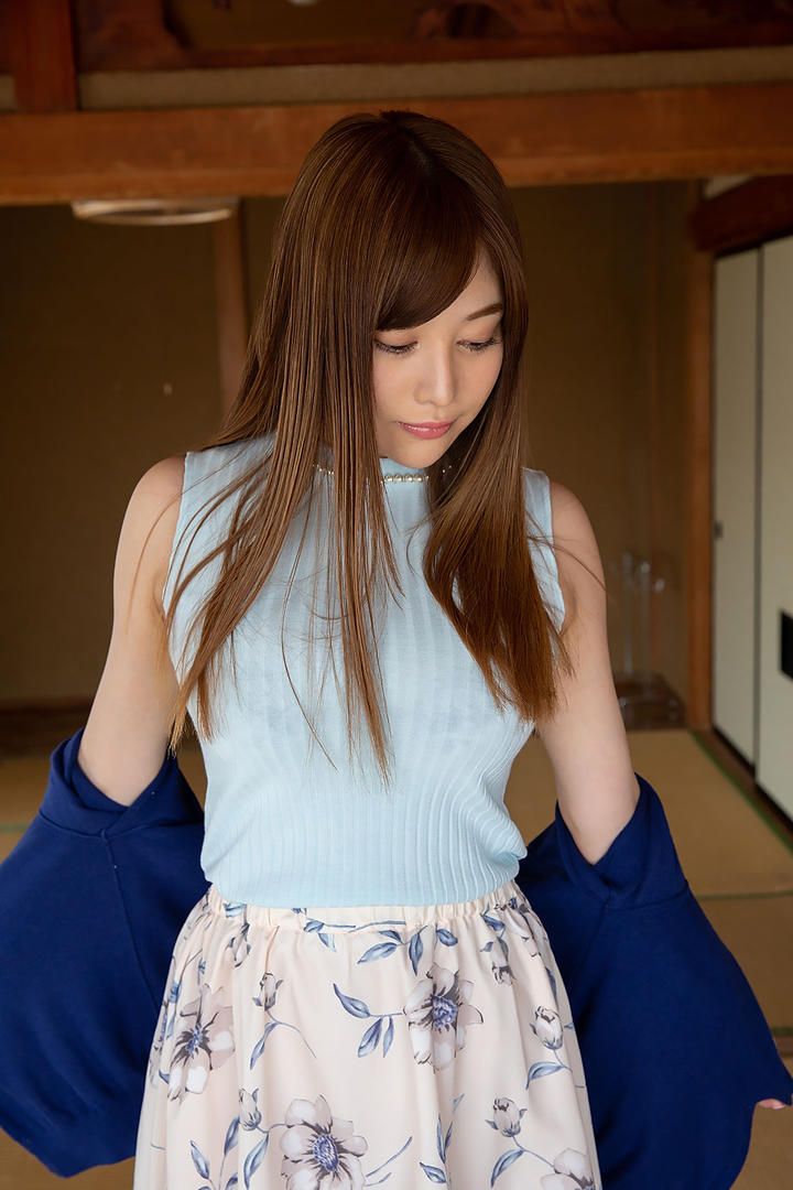 高清极品日本美女写真图片