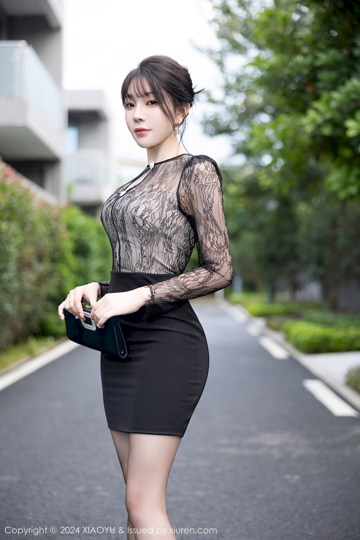 语画界女神徐莉芝Booty轻透连衣短裙魅惑黑丝海南旅拍