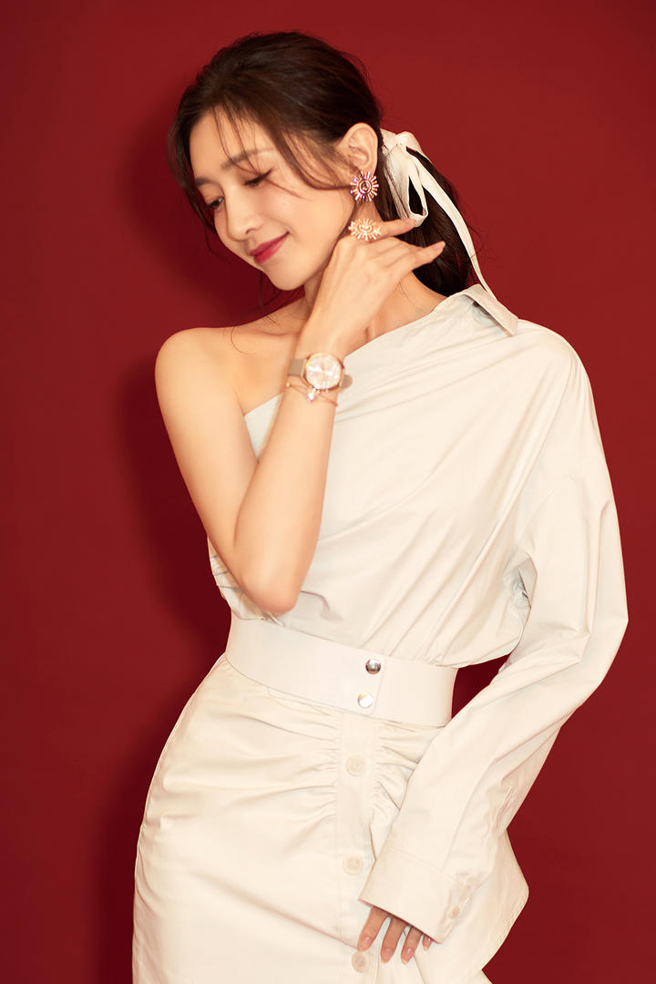 中国气质美女明星江疏影写真