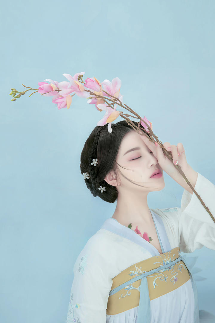 唯美中国风古装汉服美女艺术壁纸图片
