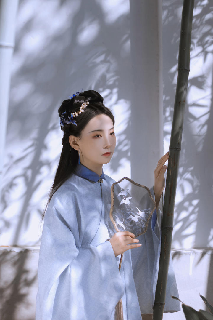 中国风唯美古装美女壁纸写真模特图片大全