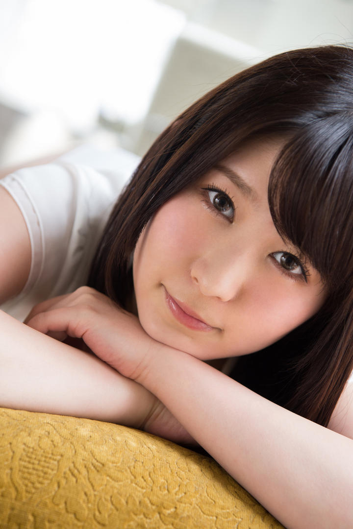 日本清纯女生唯美艺术照