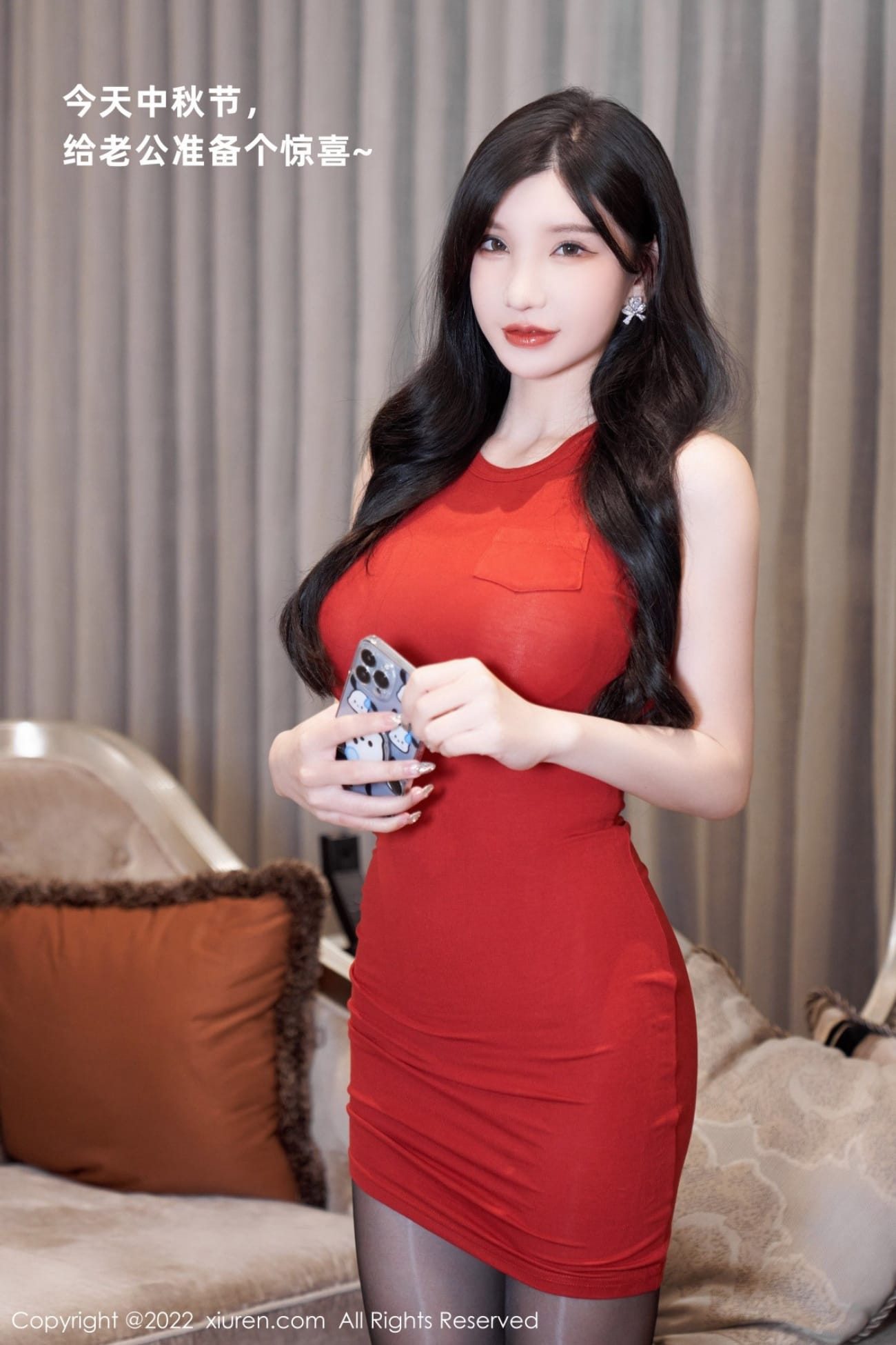 秀人网性感女神周于希Sally红色长裙粉色女仆裙心愿旅拍