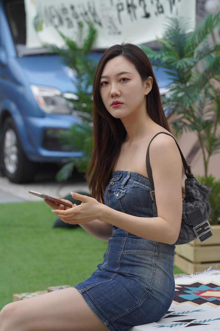 成熟美丽的阿姨高清美女户外露营摄影图片大全