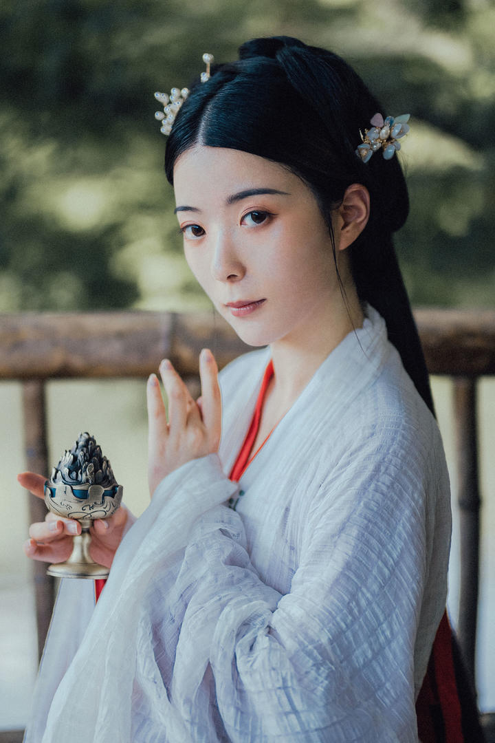 清纯唯美古装汉服女生壁纸写真图片