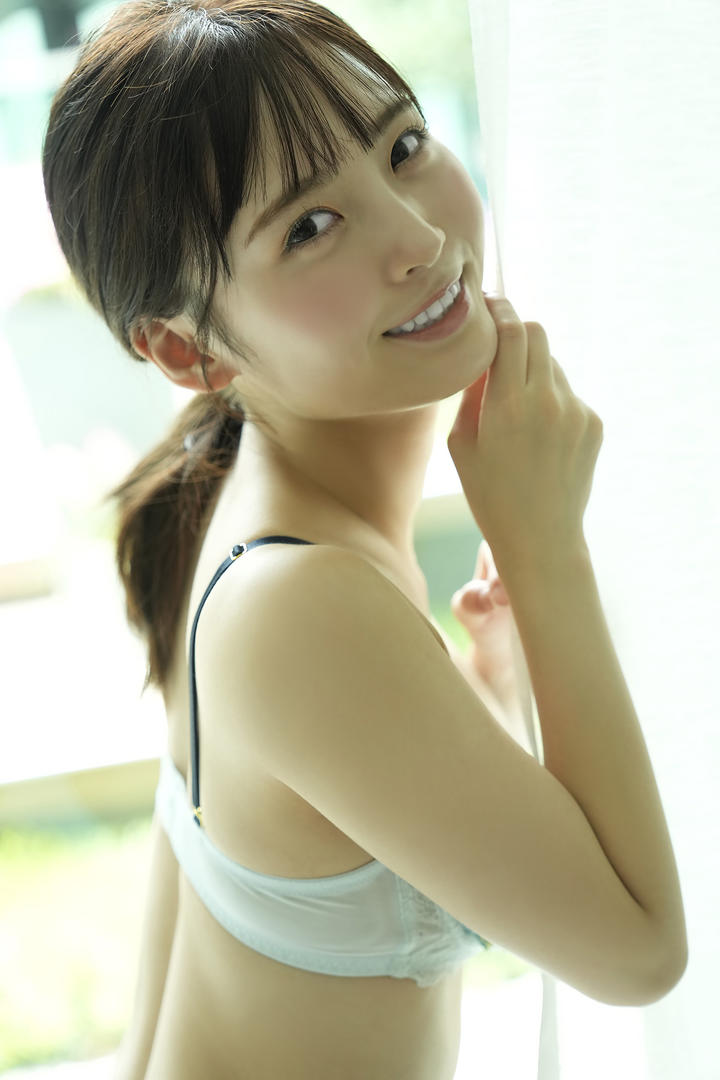 肤白貌美的日本成熟嫂子高清无码内衣私拍套图
