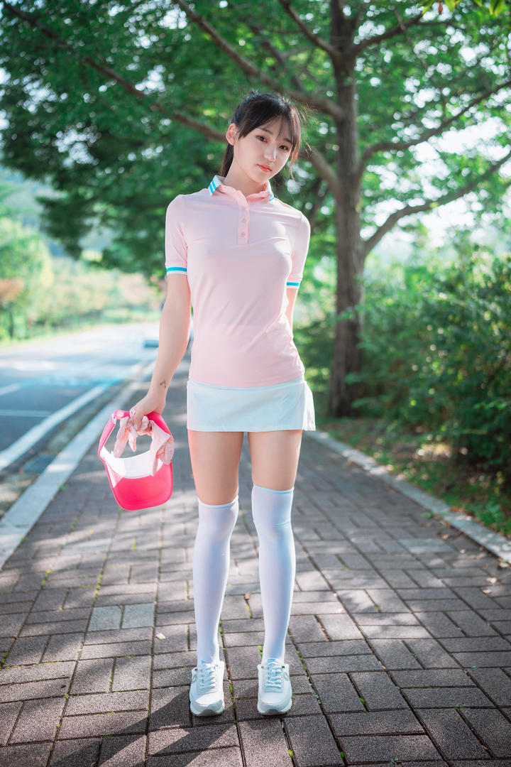 极品元气少女街拍图片