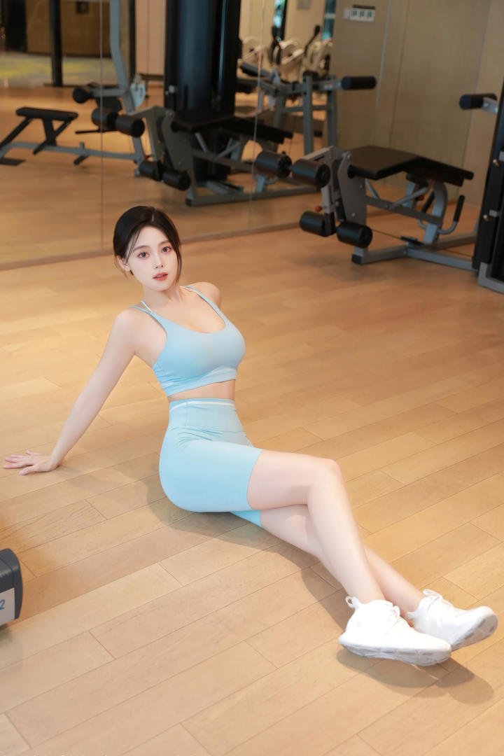 健身房里的美腿国模高清大胆私拍套图