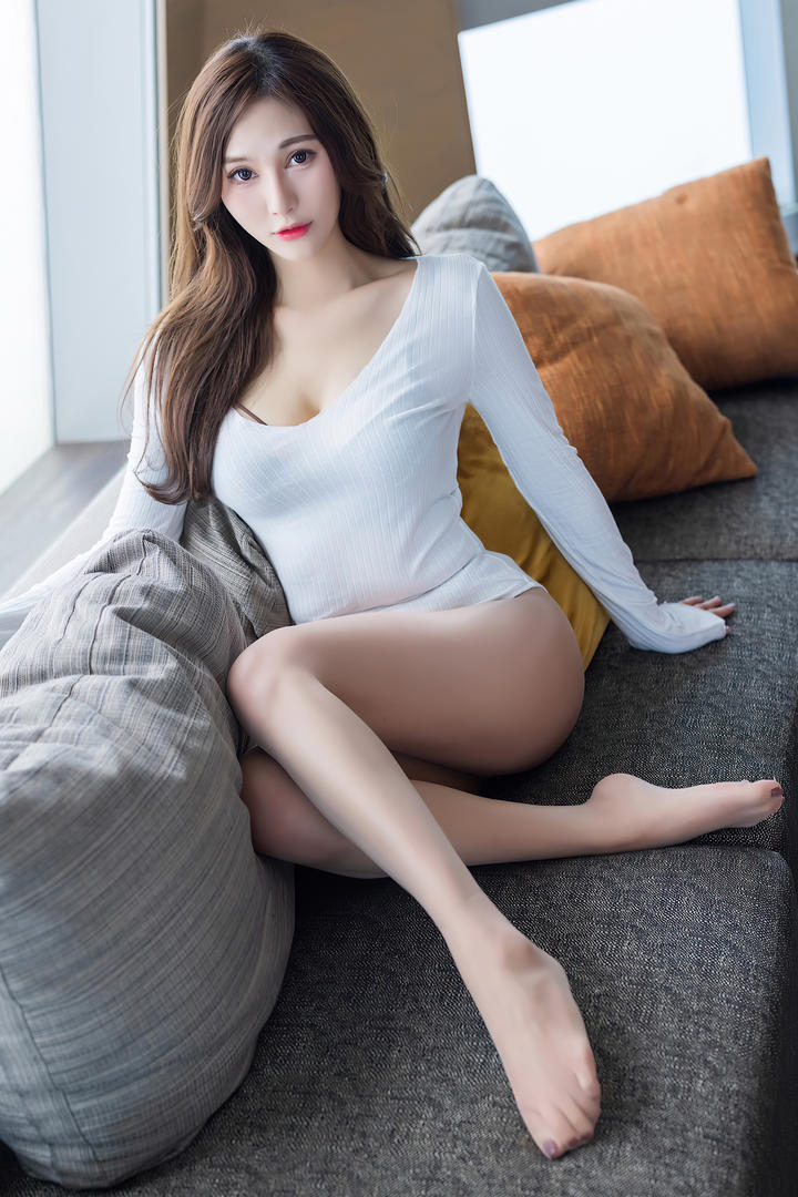 爱蜜社长腿美女国模肉肉私拍写真