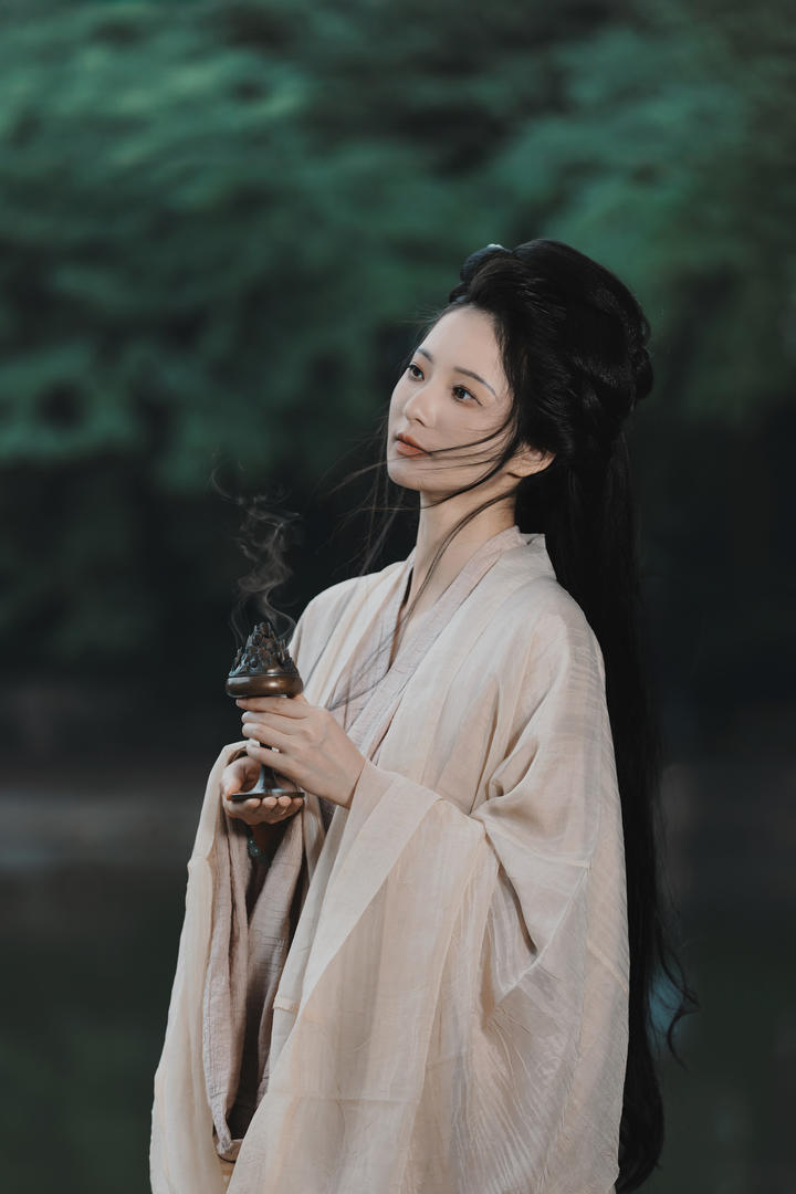 清新淡雅的气质古风美女个人艺术摄影大全