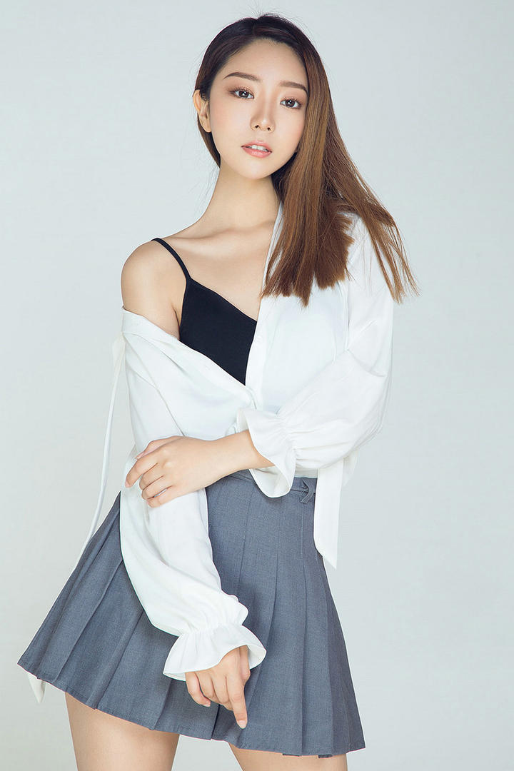 高清性感超短裙美女写真图片