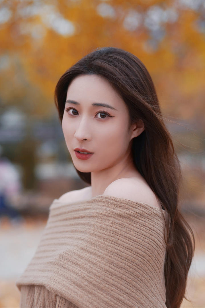 清纯美女网红主播户外摄影写真壁纸图片