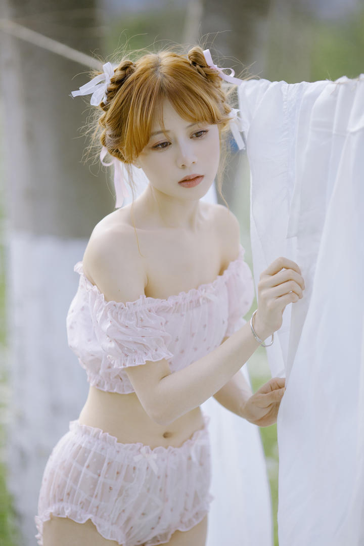 国模吧清纯唯美女生个人艺术写真图片