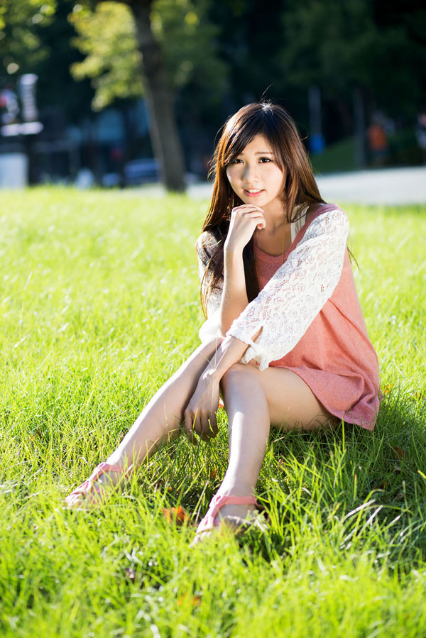 张雅筑清新迷人清纯写真