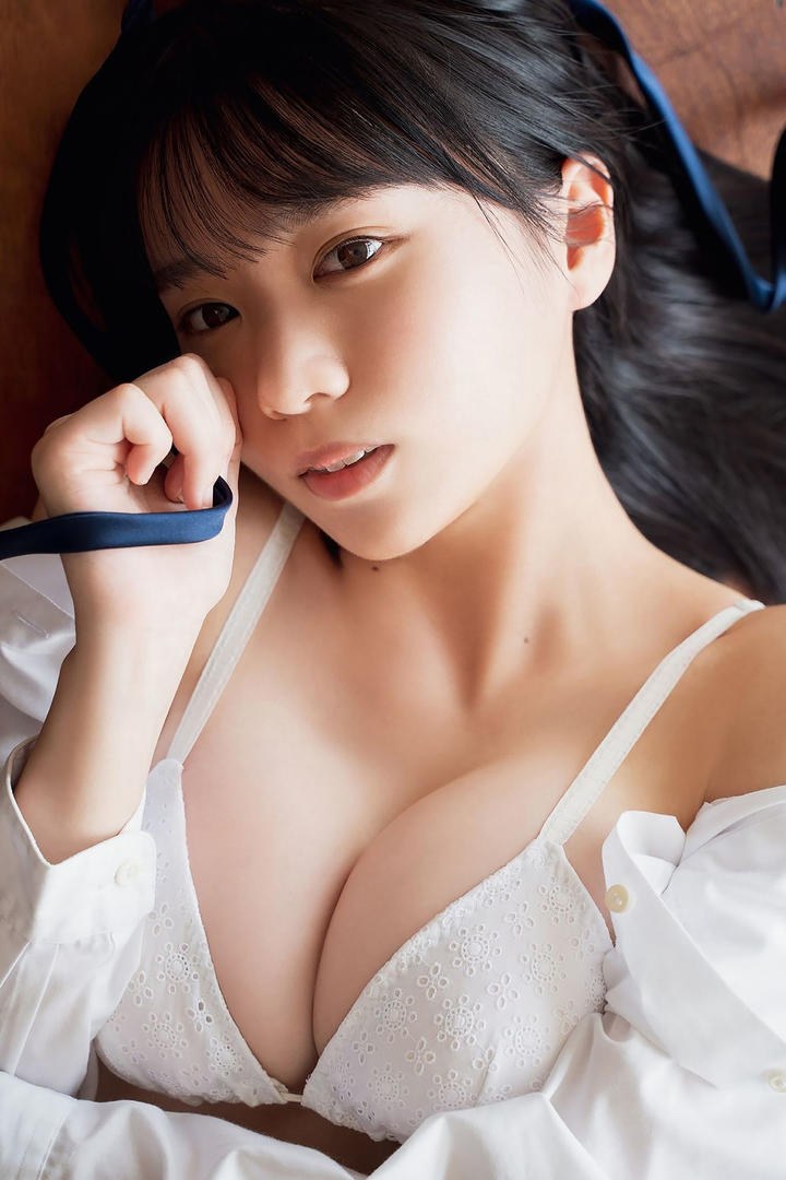 日本性感酥胸美少女久久久久久精品国产观看灭火宝贝在线图片