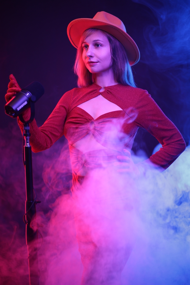 性感舞台风美女人体艺术写真摄影