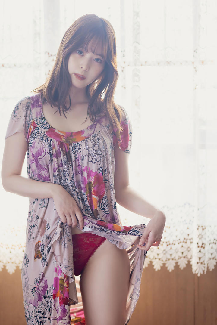 日本美女热舞图片