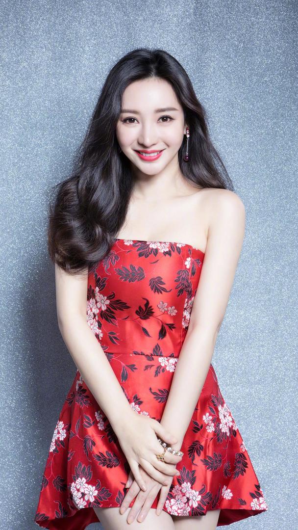 柳岩美女明星高清图片