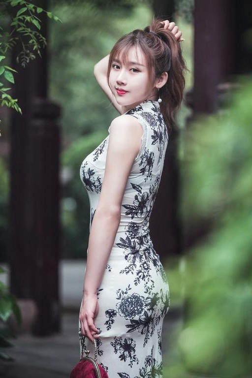 高清古典旗袍美女写真图片