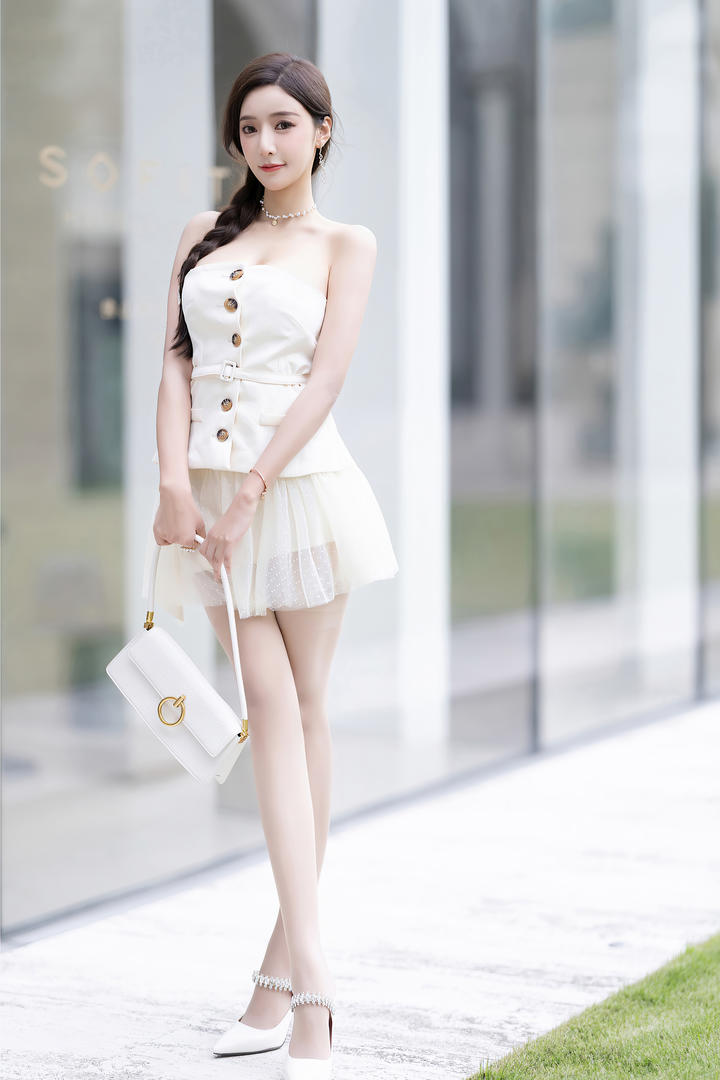 街拍极品清纯女神王馨瑶高清美女壁纸图片免费下载网站