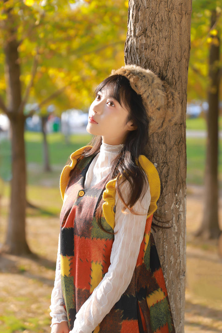 甜美女孩高清壁纸图片